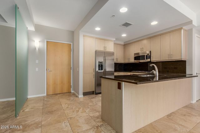 7117 E RANCHO VISTA Drive 5007, Scottsdale, AZ 85251