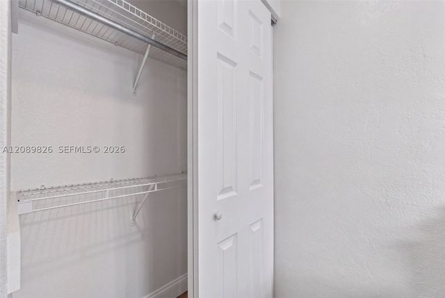 4211 NW 11th Ave, Oakland Park, FL 33309