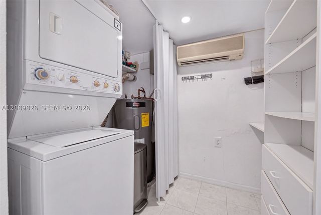 4211 NW 11th Ave, Oakland Park, FL 33309