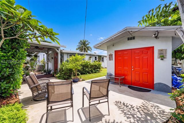 4211 NW 11th Ave, Oakland Park, FL 33309