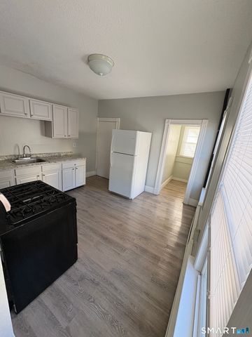 197 Edgewood Street 1, Hartford, CT 06112