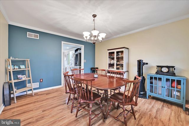 6 WHITETAIL DR, Robesonia, PA 19551