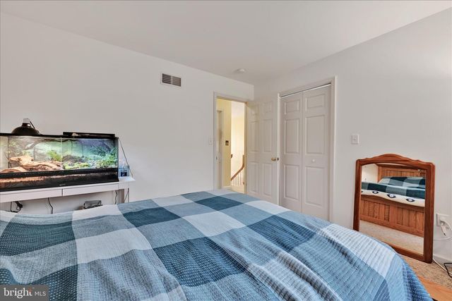 6 WHITETAIL DR, Robesonia, PA 19551