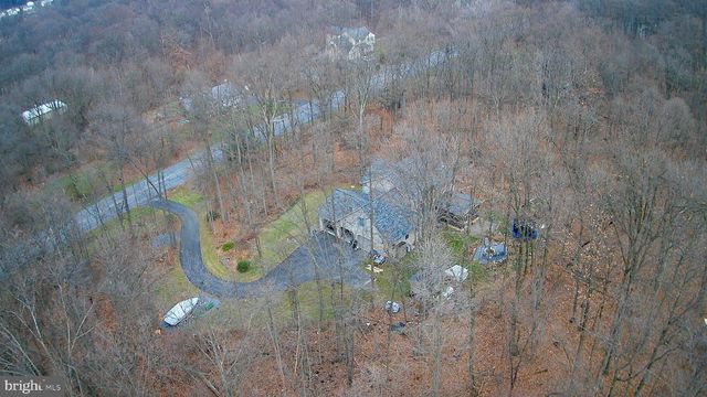 6 WHITETAIL DR, Robesonia, PA 19551