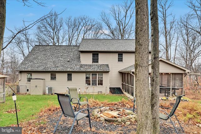 6 WHITETAIL DR, Robesonia, PA 19551