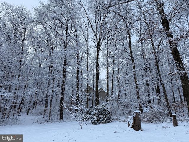 6 WHITETAIL DR, Robesonia, PA 19551