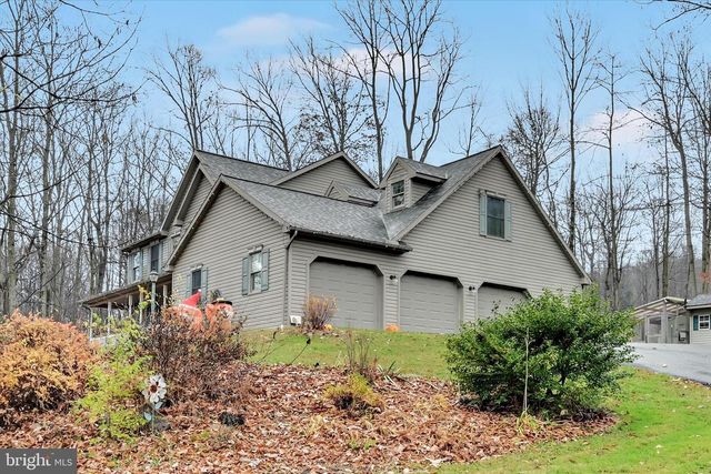 6 WHITETAIL DR, Robesonia, PA 19551