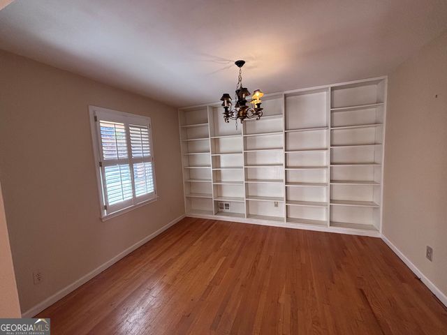 4884 Oakside Drive, Stone Mountain, GA 30088