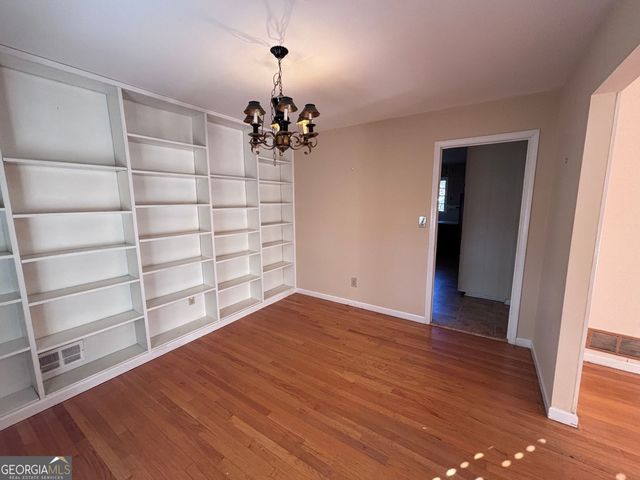 4884 Oakside Drive, Stone Mountain, GA 30088