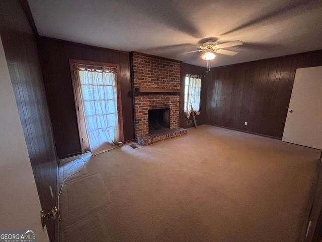 4884 Oakside Drive, Stone Mountain, GA 30088