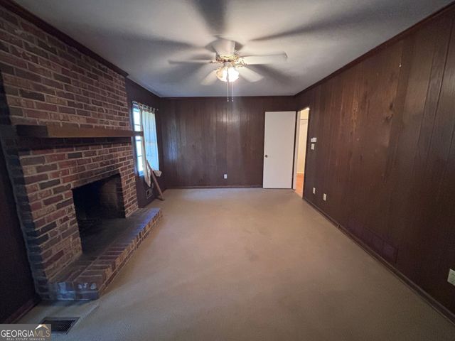 4884 Oakside Drive, Stone Mountain, GA 30088