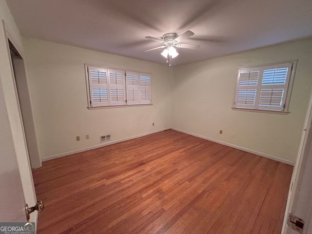 4884 Oakside Drive, Stone Mountain, GA 30088