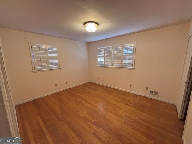 4884 Oakside Drive, Stone Mountain, GA 30088