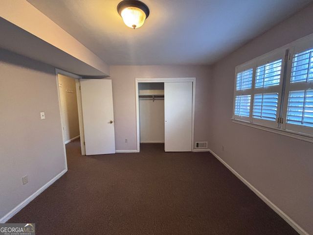 4884 Oakside Drive, Stone Mountain, GA 30088