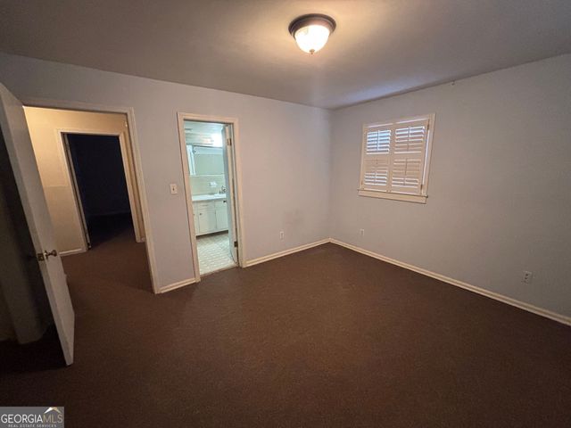 4884 Oakside Drive, Stone Mountain, GA 30088