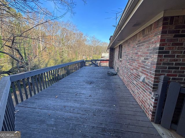 4884 Oakside Drive, Stone Mountain, GA 30088