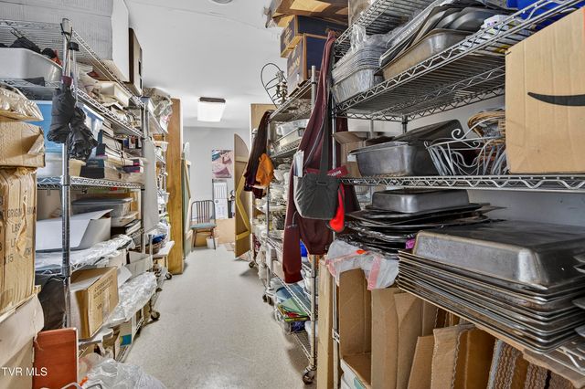 302 Southwest Front Street, Abingdon, VA 24210