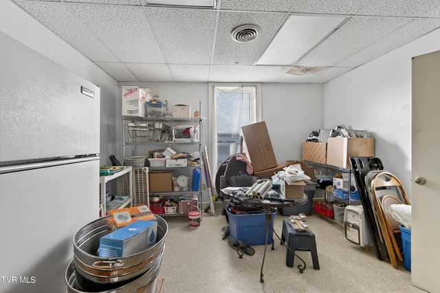 302 Southwest Front Street, Abingdon, VA 24210