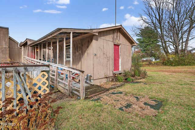 302 Southwest Front Street, Abingdon, VA 24210