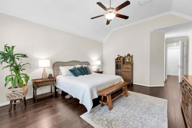 1015 Ginger Glade Lane, Pinehurst, TX 77362