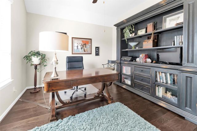 1015 Ginger Glade Lane, Pinehurst, TX 77362