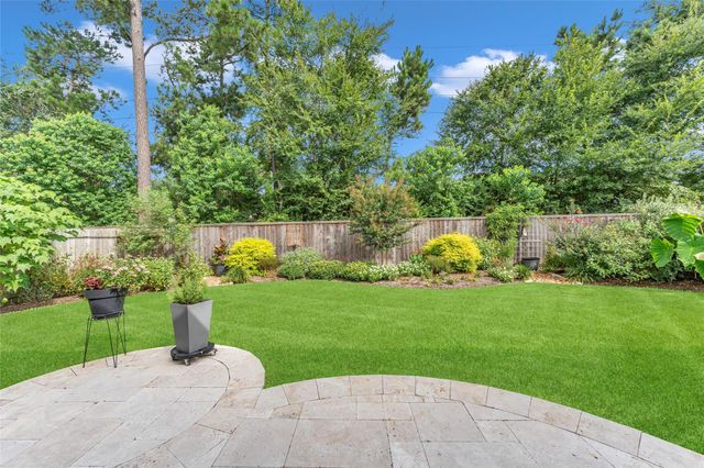 1015 Ginger Glade Lane, Pinehurst, TX 77362