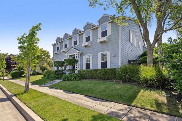 2648 Handstand Way, Tracy, CA 95377