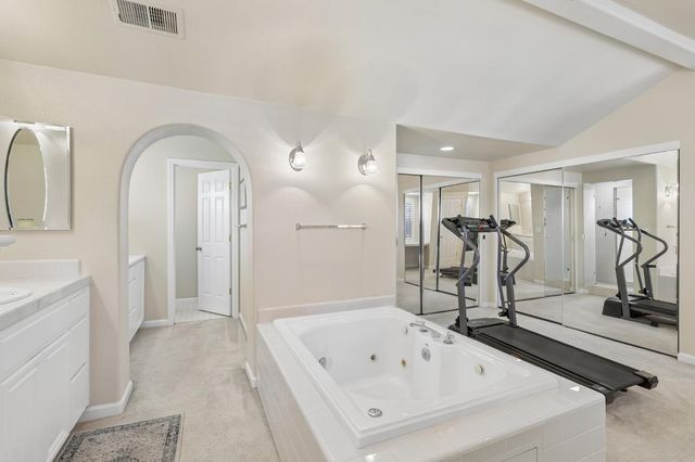 2648 Handstand Way, Tracy, CA 95377