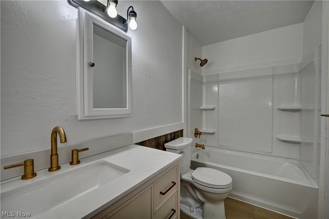 362 Jettie Avenue NE, Canton, OH 44730