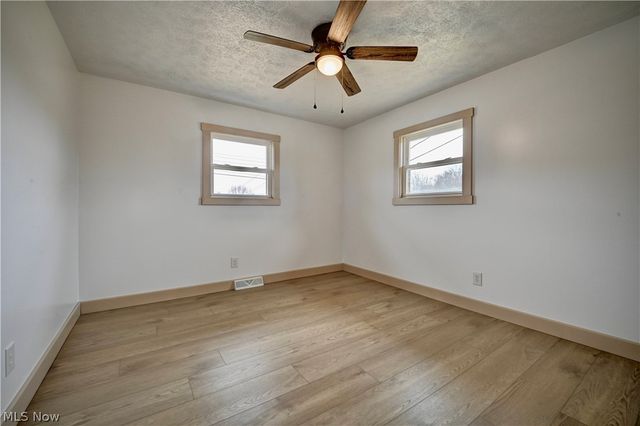 362 Jettie Avenue NE, Canton, OH 44730