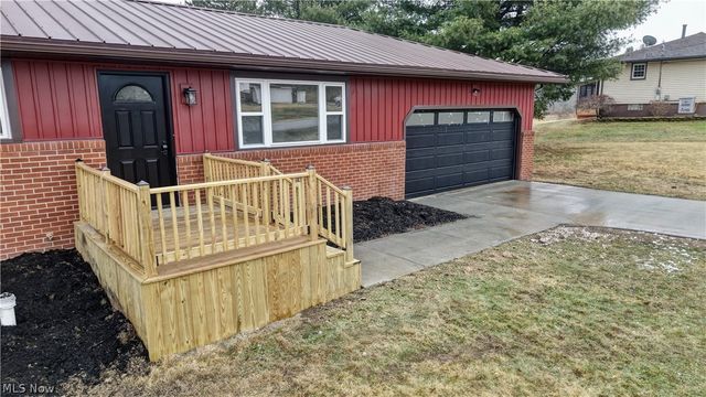 362 Jettie Avenue NE, Canton, OH 44730