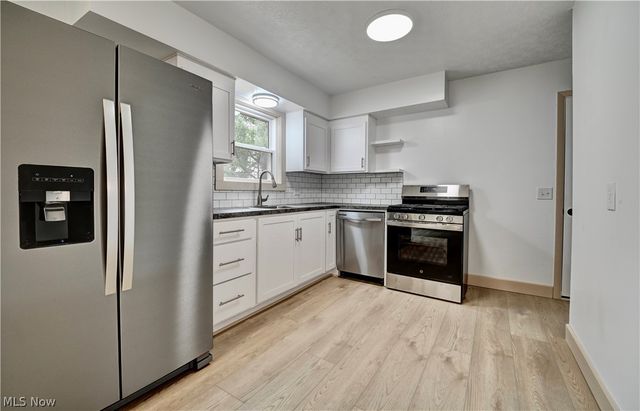 362 Jettie Avenue NE, Canton, OH 44730