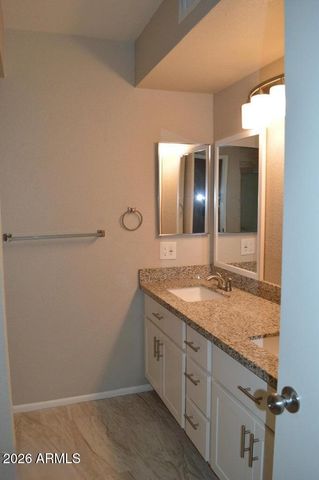 2910 W MARCONI Avenue 113, Phoenix, AZ 85053