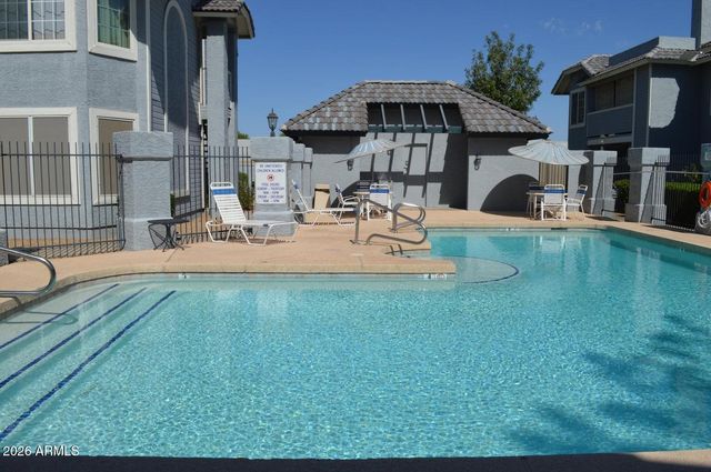 2910 W MARCONI Avenue 113, Phoenix, AZ 85053