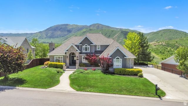 209 W HIGH SIERRA DR, Elk Ridge, UT 84651
