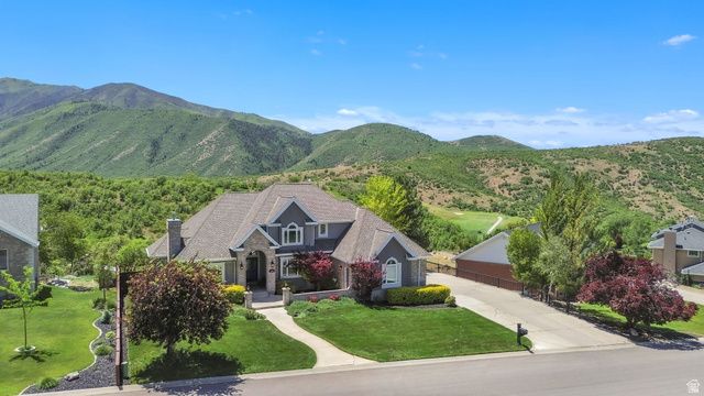 209 W HIGH SIERRA DR, Elk Ridge, UT 84651