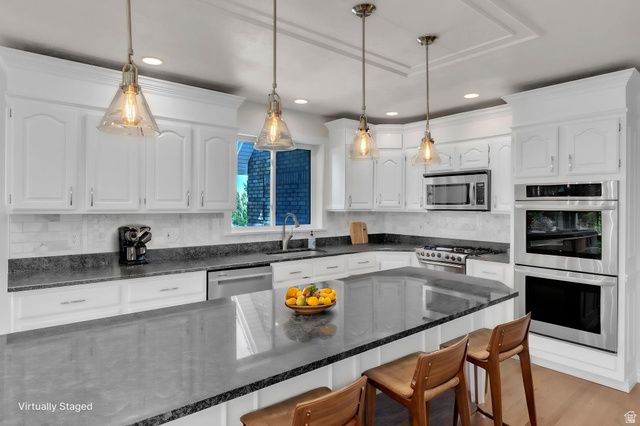 209 W HIGH SIERRA DR, Elk Ridge, UT 84651