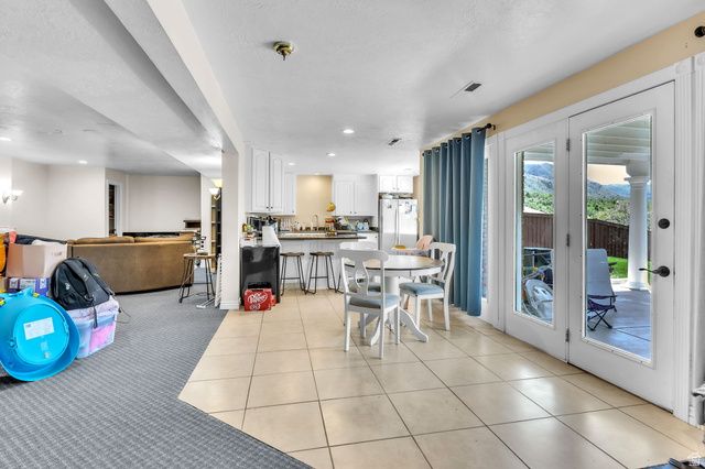 209 W HIGH SIERRA DR, Elk Ridge, UT 84651