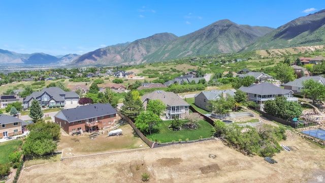 209 W HIGH SIERRA DR, Elk Ridge, UT 84651