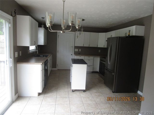 642 Pinevalley Lane, Sanford, NC 27332