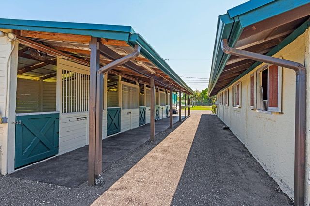 1230 F Road, Loxahatchee Groves, FL 33470