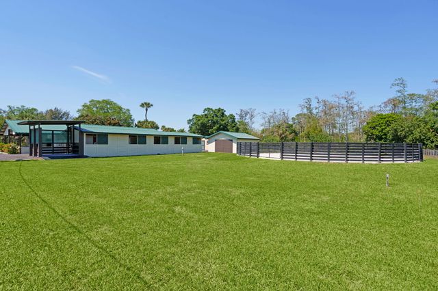 1230 F Road, Loxahatchee Groves, FL 33470