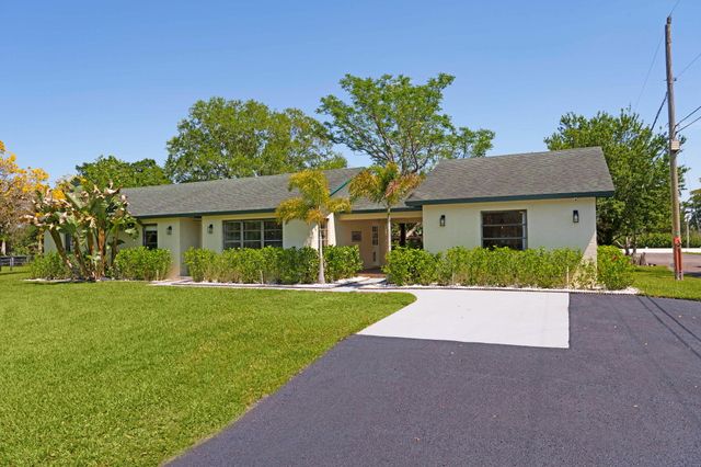 1230 F Road, Loxahatchee Groves, FL 33470