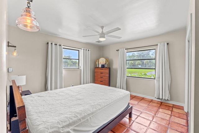 1230 F Road, Loxahatchee Groves, FL 33470