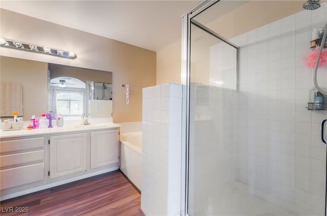 3950 South Sandhill Road 130, Las Vegas, NV 89121