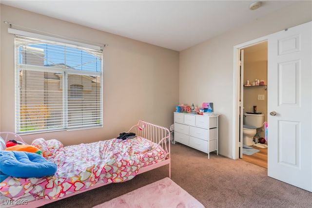 3950 South Sandhill Road 130, Las Vegas, NV 89121