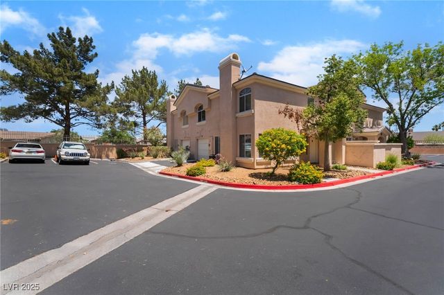 3950 South Sandhill Road 130, Las Vegas, NV 89121