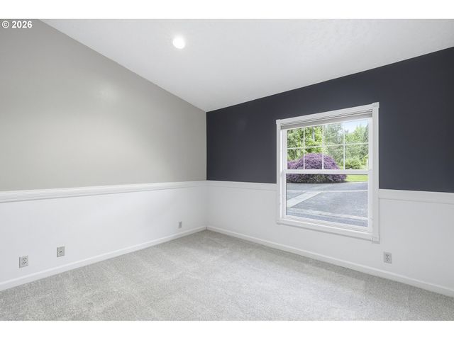 9800 Sw MORRISON St, Portland, OR 97225