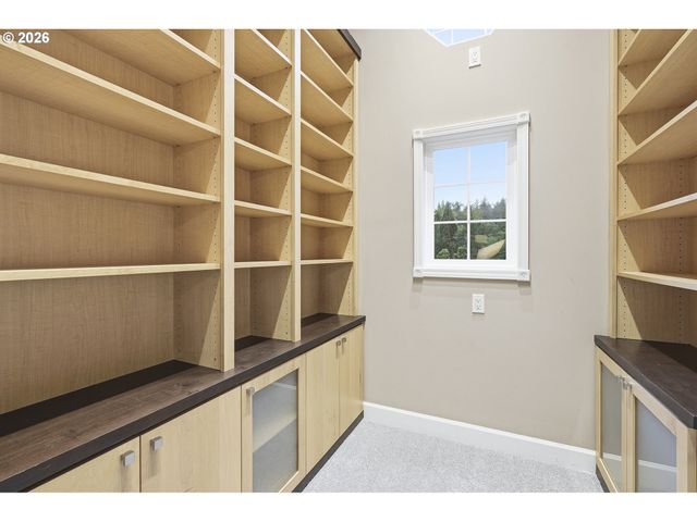 9800 Sw MORRISON St, Portland, OR 97225
