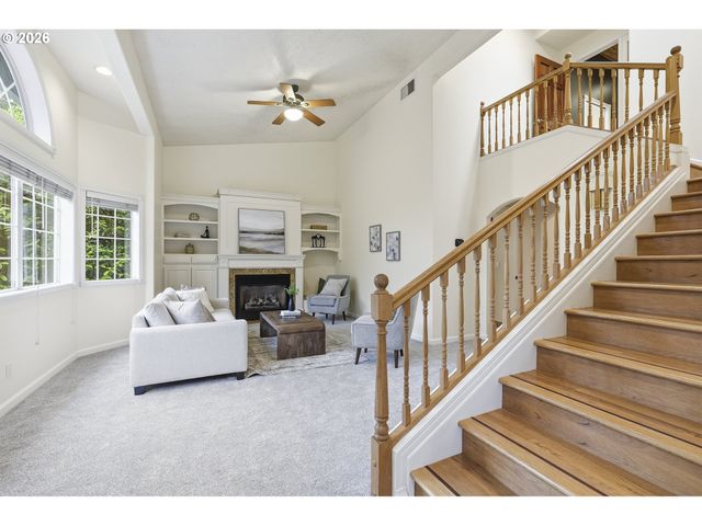 9800 Sw MORRISON St, Portland, OR 97225